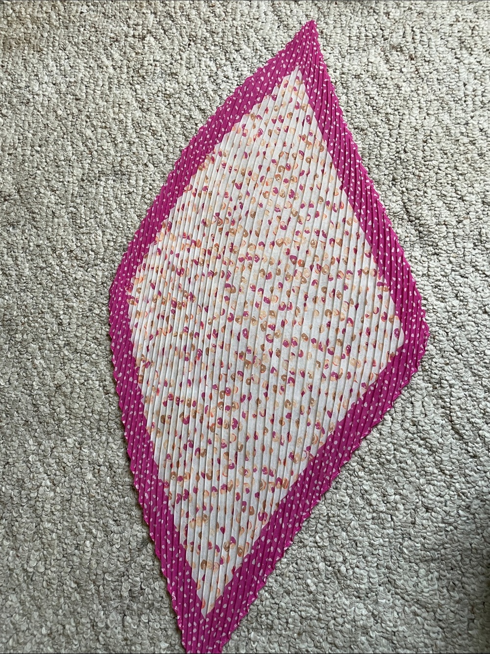 Fun Pink Pleated Women's Versatile Scarf